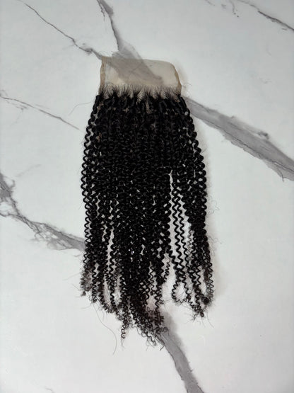 Kinky Curl3 Closures