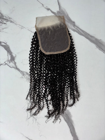 Kinky Curl3 Closures